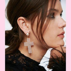 NWT Cross Pearl Earrings